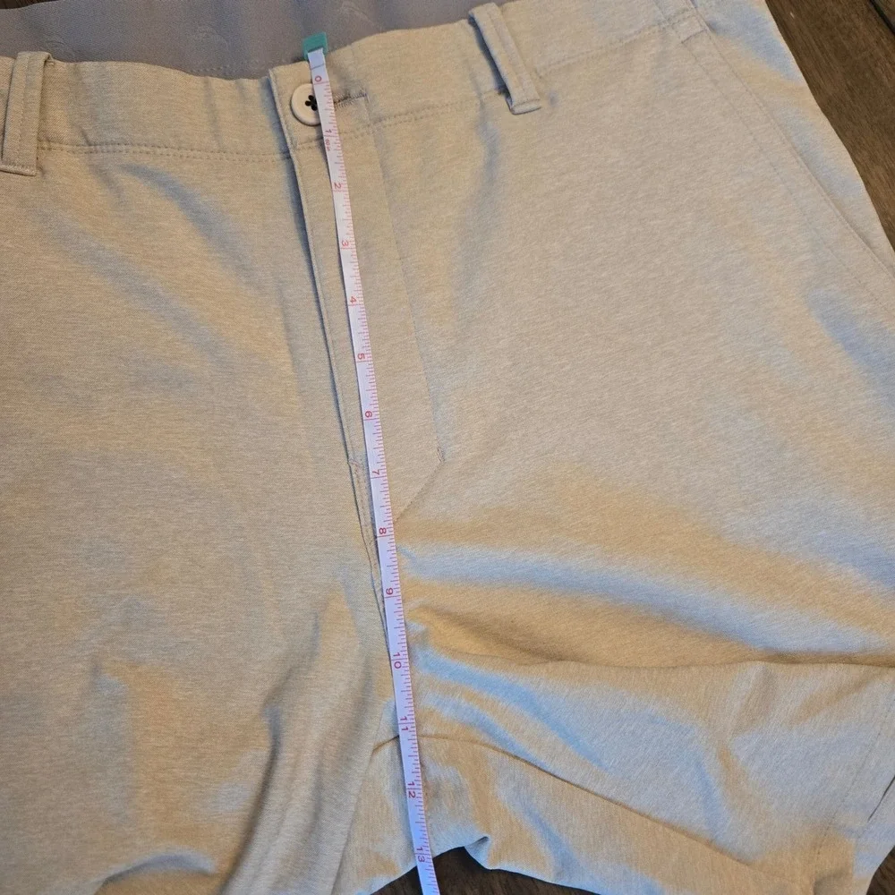 Tommy Bahama Boracay Performance Shorts Mens 38 Khaki Tan Stretch Golf 8.5in - Picture 9 of 9
